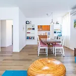 4 Bedroom Beautiful In