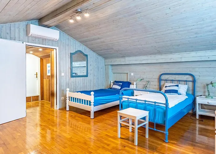 Apartamento Stunning In With Wifi