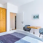 4 Bedroom Beautiful In *