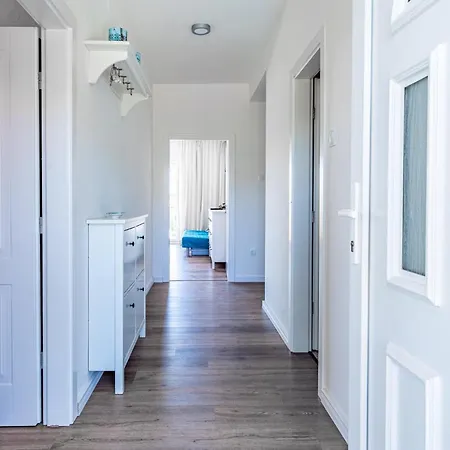 Stunning In With Wifi * 풀라